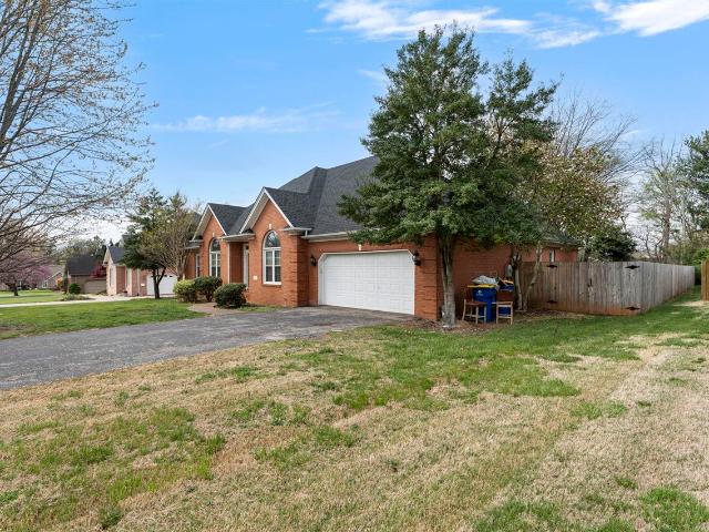 2941 Meadow Ridge Court