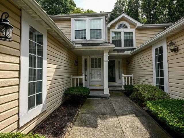 2942 Heatherwood Court
