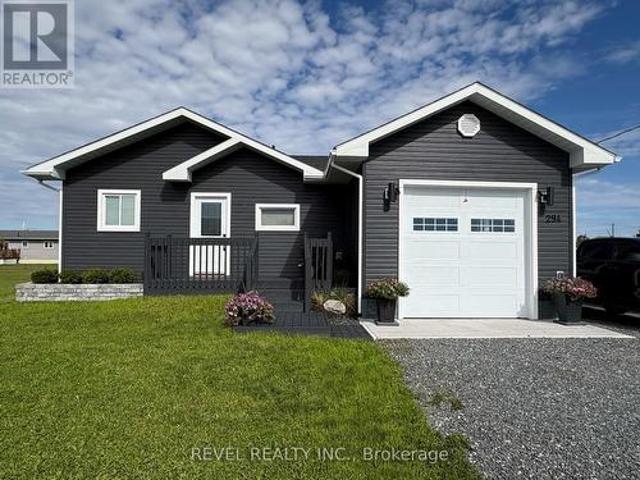 294 Chabot Crescent, Mattice Val Cote Mattice, ON, P0L 1T0 house for sale | Listing ID T13817 | Royal LePage