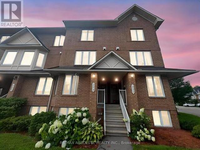 294 Cresthaven Drive, Ottawa, ON, K2G 6W4 townhouse for sale | Listing ID X13666 | Royal LePage