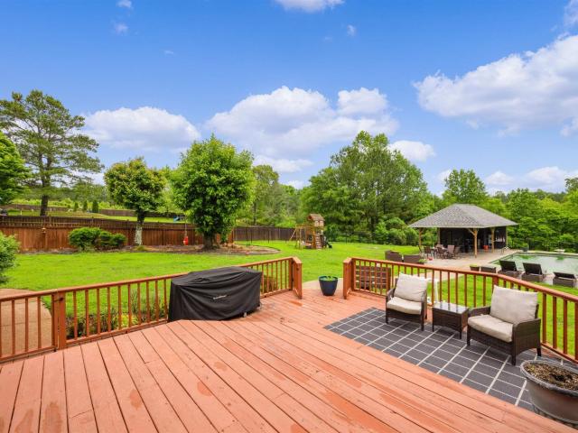 294 Beasley Dr, Lexington, TN
