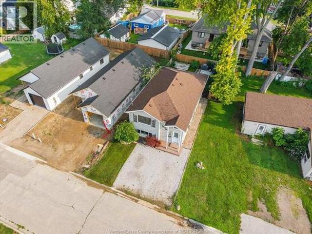 294 Erieview Drive, Kingsville, ON, N9Y 1M4 house for sale | Listing ID 26023 | Royal LePage