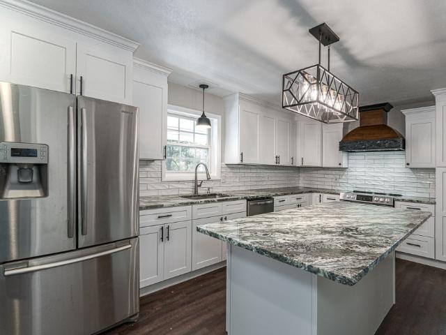 294 Sunnyside Lane