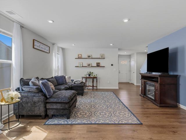 294 Utica Bend Court