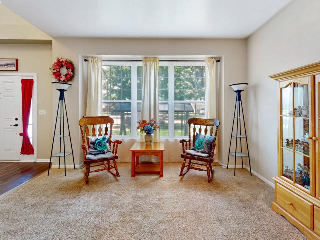 2955 Shetland Lane