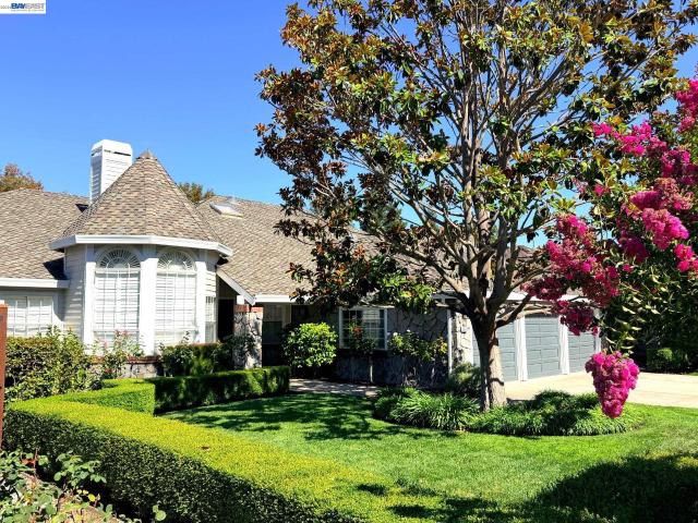 2956 Amoroso Ct