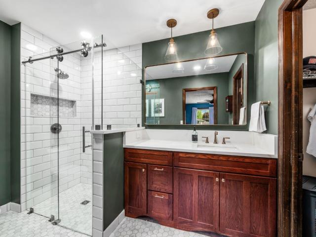 2956 Granada Hills Drive