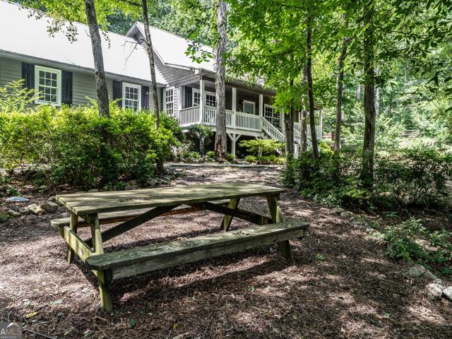 2956 Horseleg Creek Road SW
