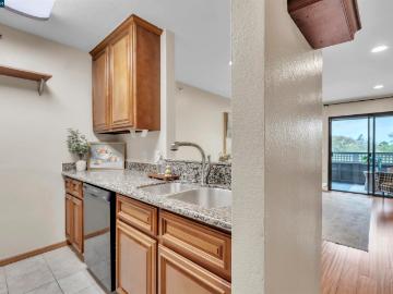 29583 Vanderbilt St, Unit 310, Hayward, CA 94544 | MLS #41114