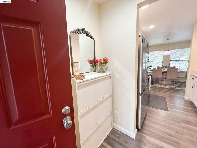 29599 Vanderbilt St, Unit 204, Hayward, CA 94544 | MLS #41131