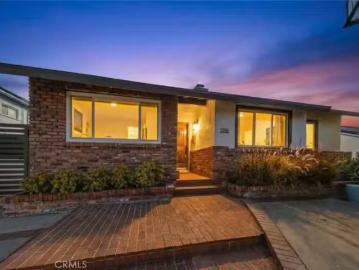 2950 N LINCOLN ST, BURBANK, CA 91504