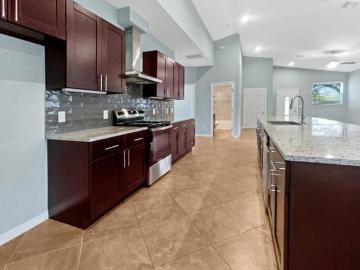 2950 N North Oriente Ave N, Sarasota, FL 34235 | MLS #TB8395