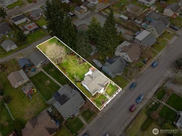 2950 39th Avenue NE