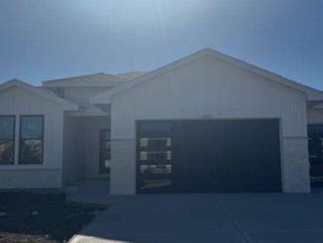 29517 W 196th St, Gardner, KS 66030 | MLS #2571