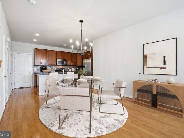 2951 Finsbury Place # 97