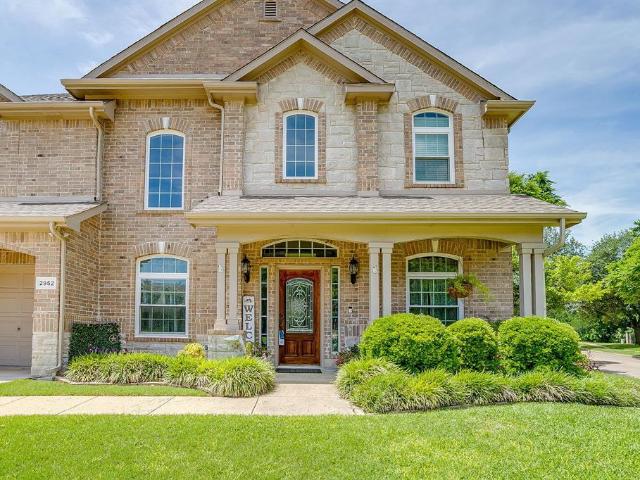 2952 Masters Court S