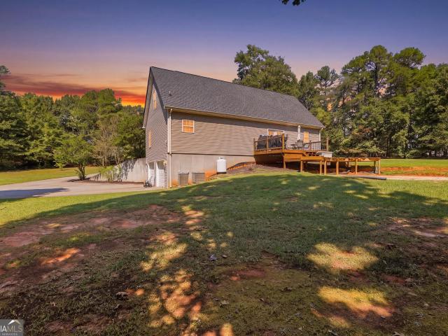 2952 Rock Creek Road