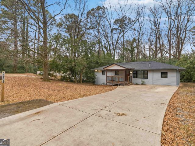 2953 meadowview drive se