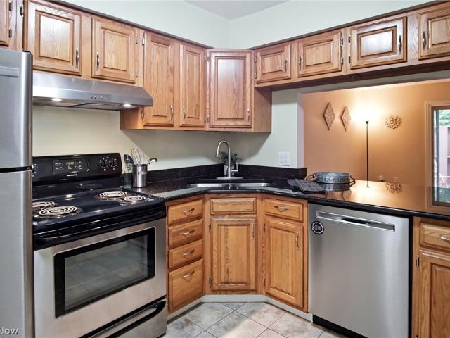 2953 Heatherwood Court