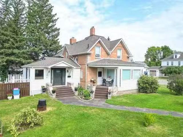 295 8Th Avenue, Virden, MB, R0M 2C0 house for sale Listing.
