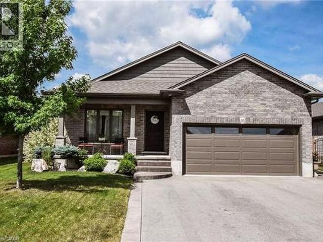 295 Courtland Street, Delhi, ON, N4B 0A7 house for sale | Listing ID 40818 | Royal LePage