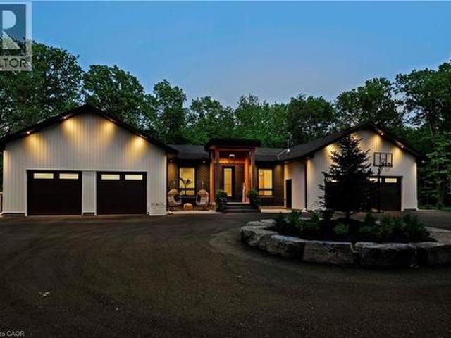 295 Allen Road, Grimsby, ON, L3M 4E7 house for sale | Listing ID 40849 | Royal LePage