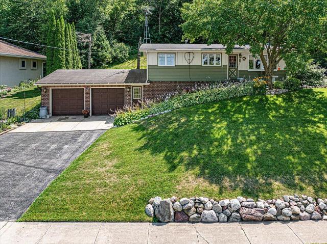 295 Hartford Rd