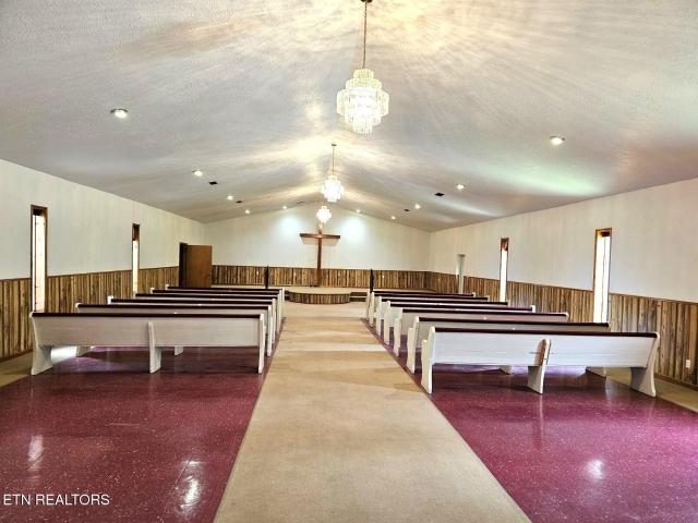 295 Shadden Rd