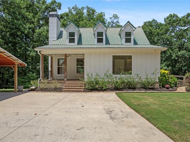 295 W Stowers Drive