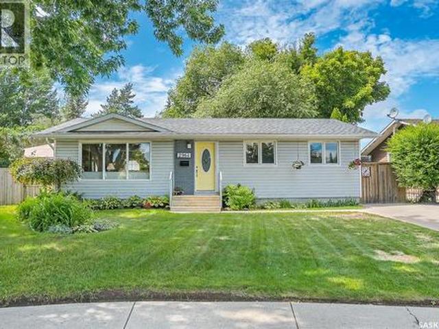 2964 Cumberland Avenue S, Saskatoon, SK, S7J 2A6 house for sale | Listing ID SK041699 | Royal LePage