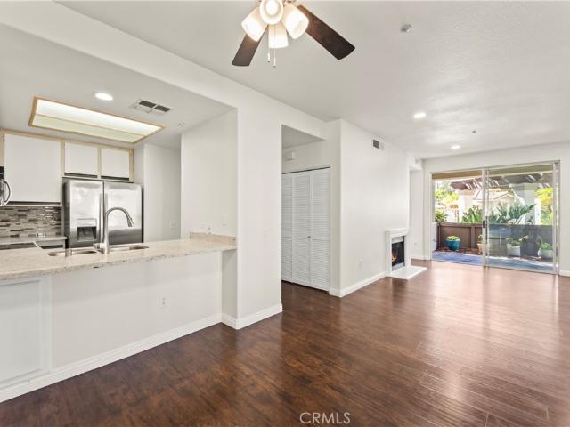 2960 Champion Way 1304