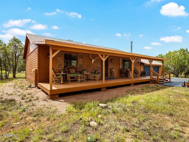 2960 Lookout Lane