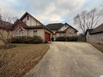 2961 SUMMIT DR, FULTONDALE, AL 35068