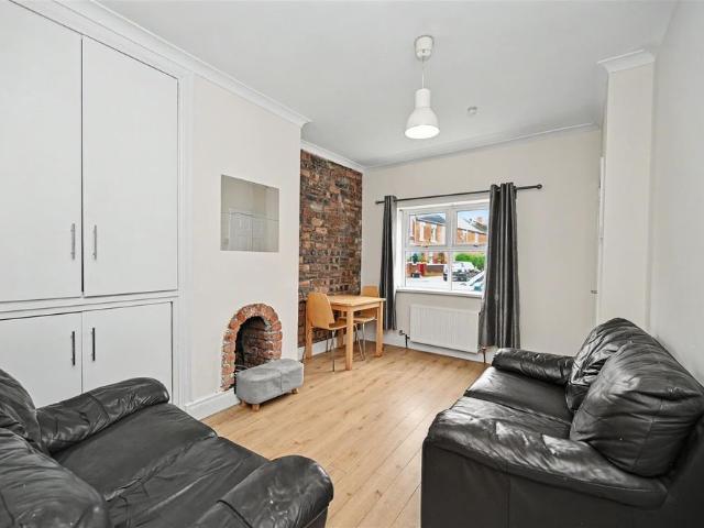 296 Donegall Avenue, Belfast, BT12 6LU
