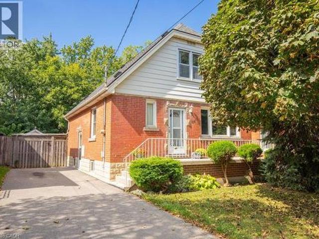 296 East 21St Street, Hamilton, ON, L8V 2T9 house for sale | Listing ID 40864 | Royal LePage