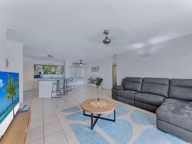 29/6 Eshelby Drive, Cannonvale, QLD 4802