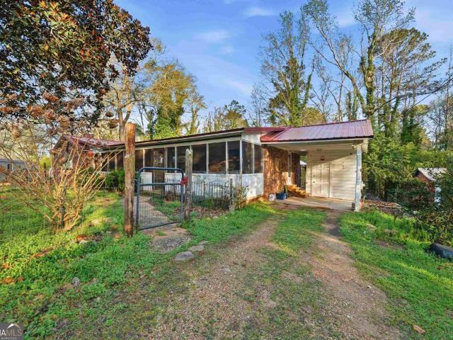 296 SE Kings Road