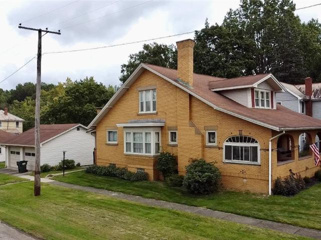296 W Indiana Avenue