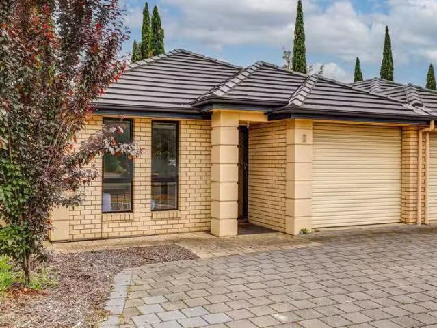 296a Oaklands Road, Park Holme, SA 5043 House for Rent