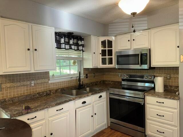 2974 E Freedom Circle