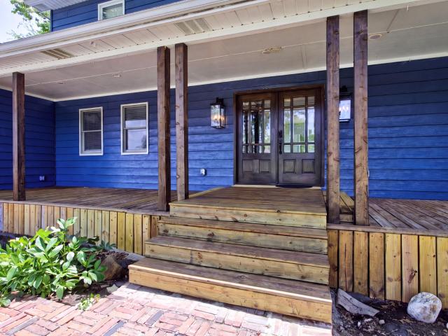 2975 Rolling Hills Drive NW