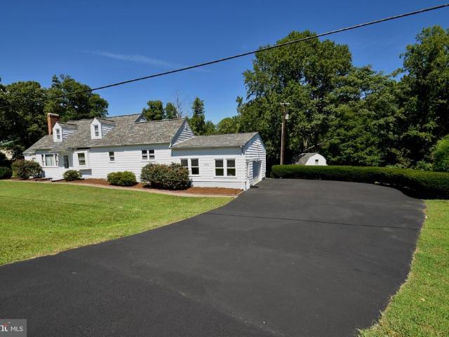 2976 St Leonard Road