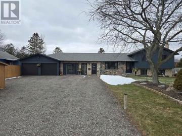 29788 Talbot Line, Dutton/Dunwich Wallacetown, ON, N0L 2M0 house for sale | Listing ID X12820 | Royal LePage