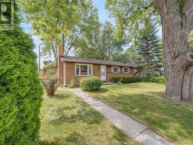 2979 Orion Crescent, Windsor, ON, N9E 2Z3 house for sale | Listing ID 26020 | Royal LePage