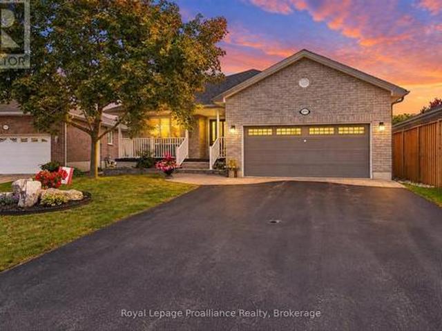2979 Jennifer Drive, Peterborough Northcrest Ward 5, ON, K9L 1Z9 house for sale | Listing ID X13847 | Royal LePage
