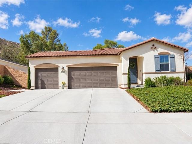 29715 Tanoak Ct, Winchester, CA 92596