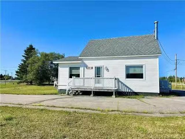 2971 Morais St, Bas Caraquet, NB, E1W 6A3 house for sale Li.