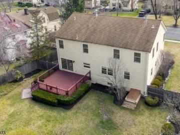 297 Elkwood Ave