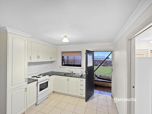 2/97 Percy Street, DEVONPORT, TAS 7310