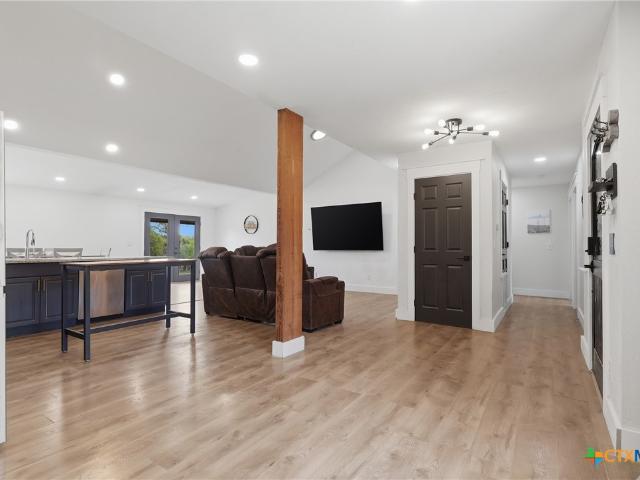 297 Rust Ranch